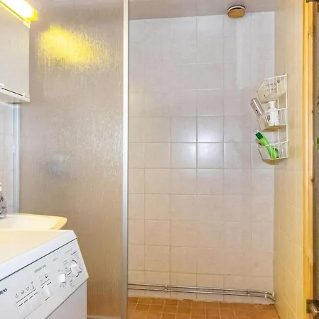 Teerenpesue E 38 By Interhome 度假居 *